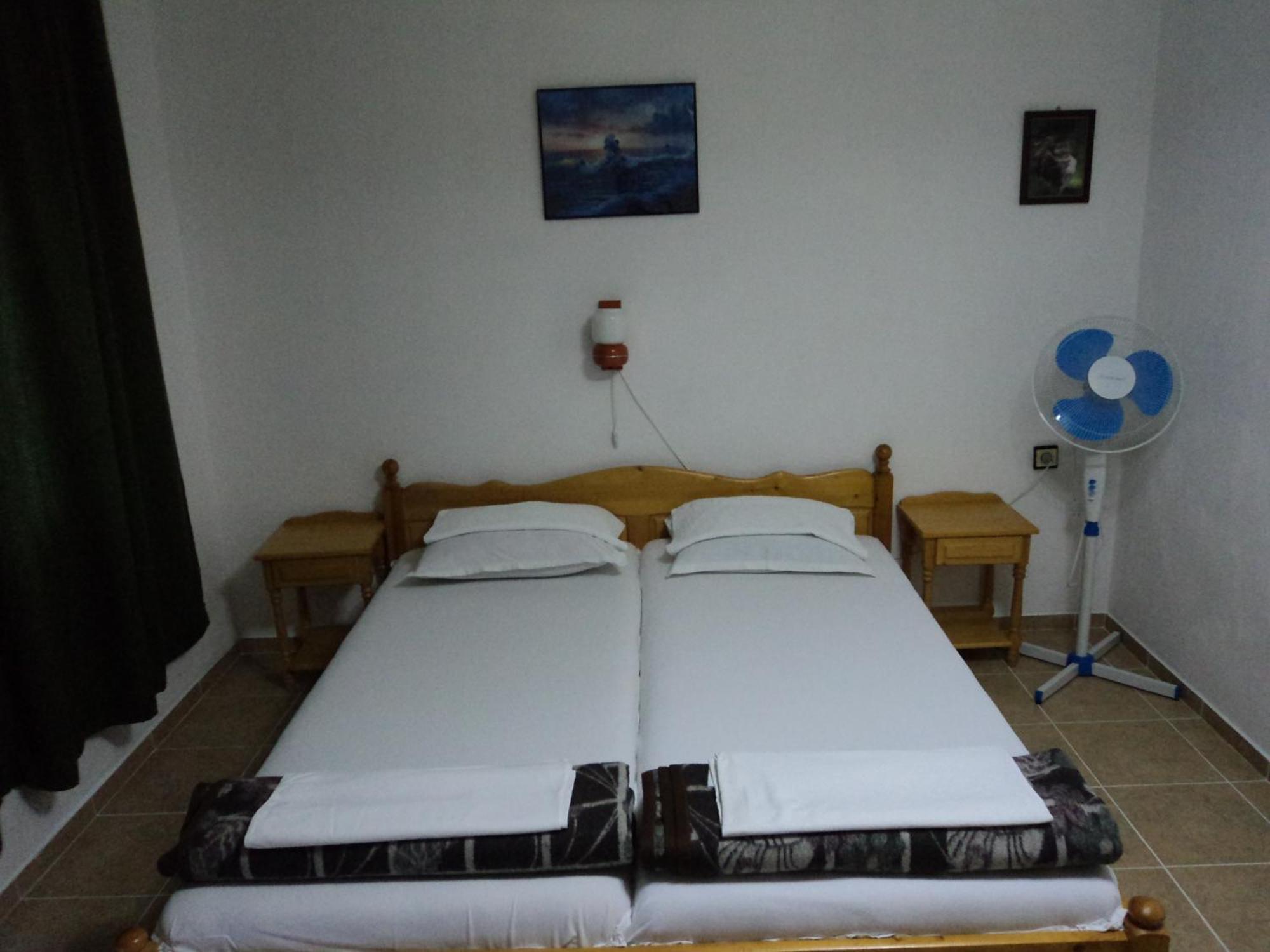 Guest House Drazhev Obzor Bagian luar foto