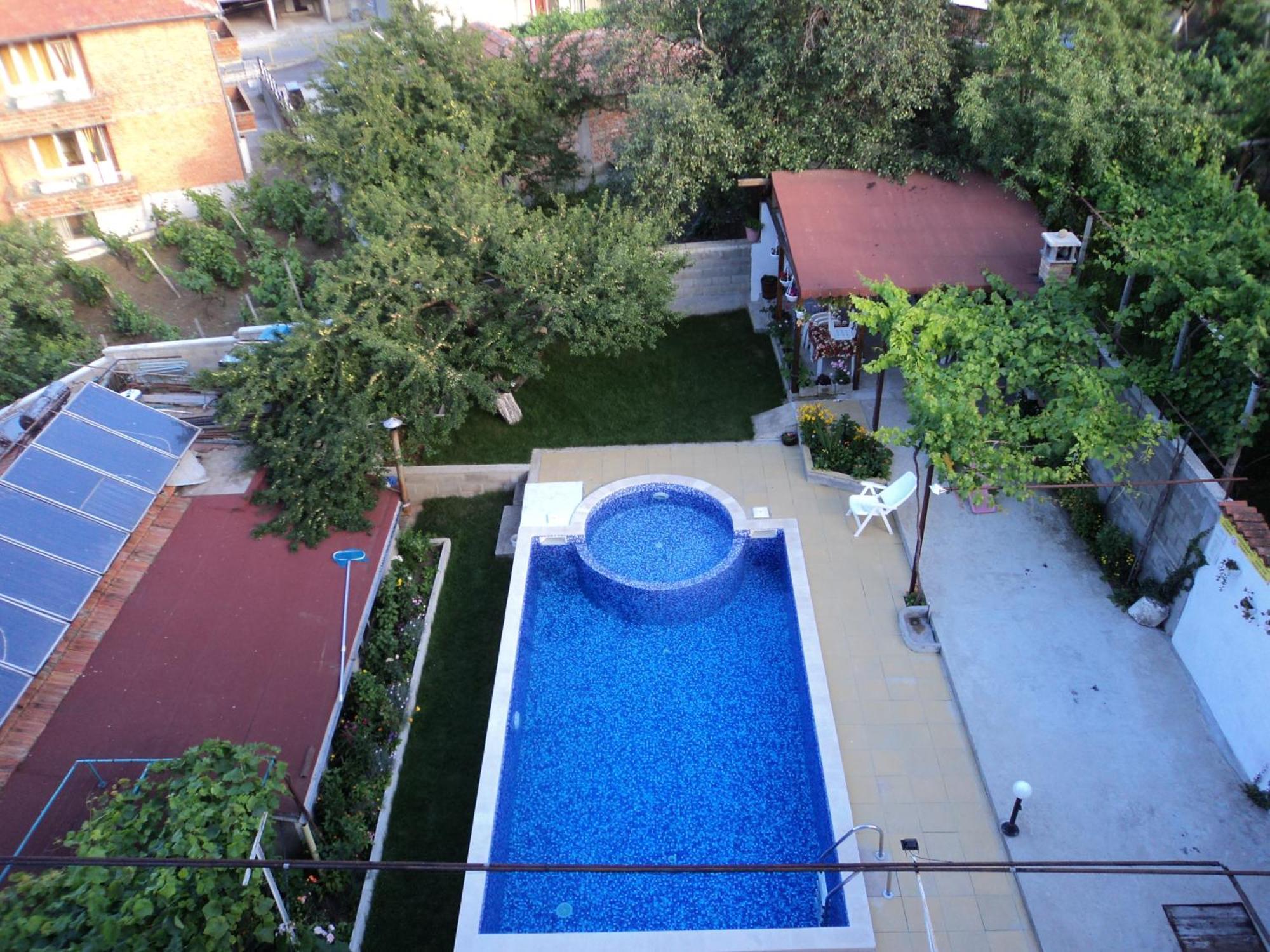 Guest House Drazhev Obzor Bagian luar foto