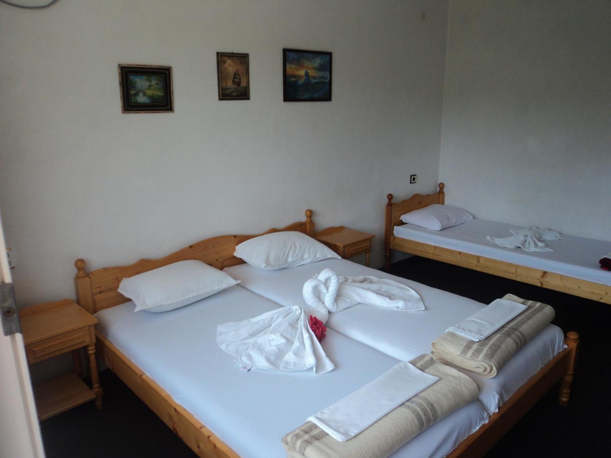 Guest House Drazhev Obzor Bagian luar foto