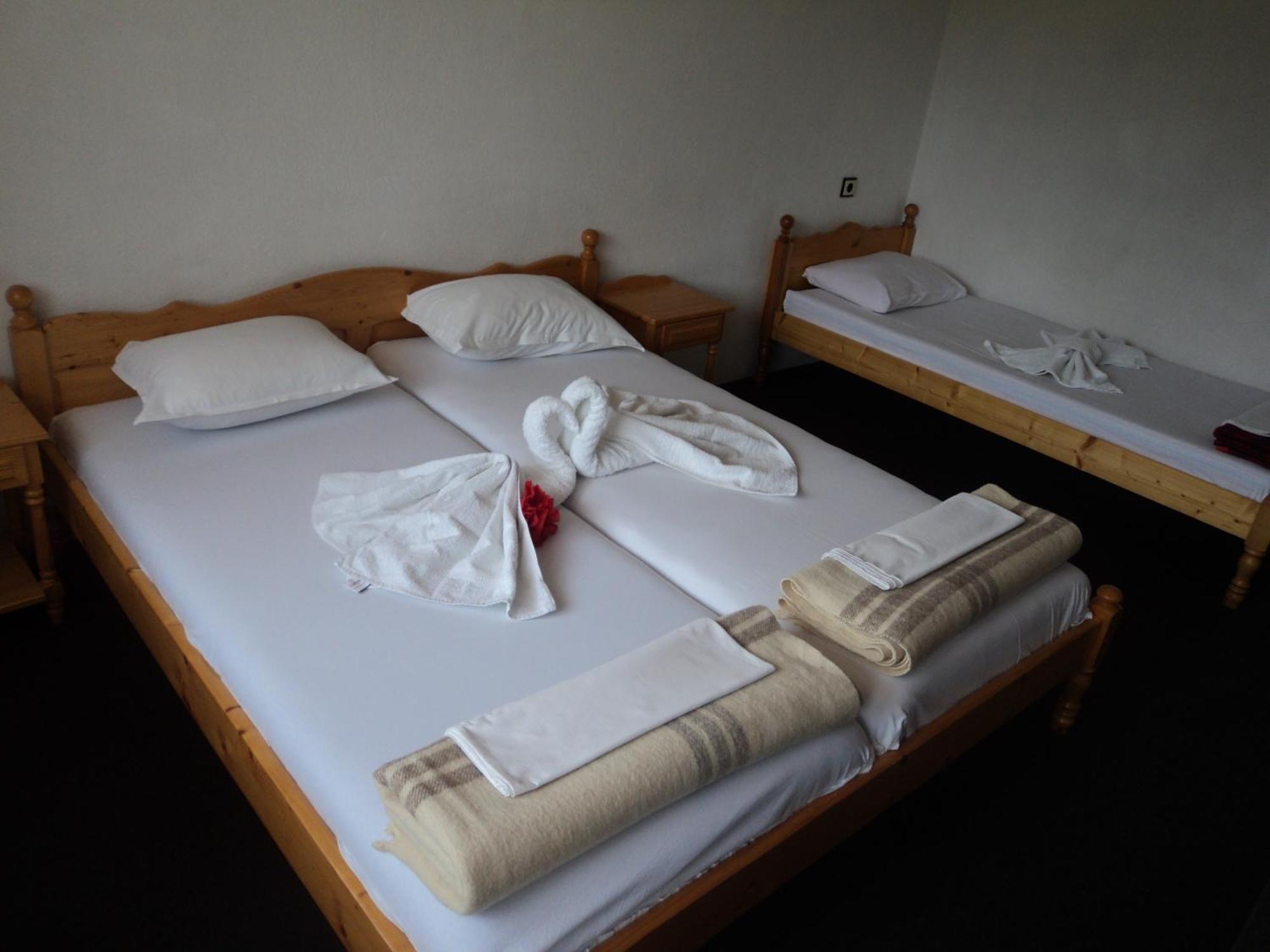 Guest House Drazhev Obzor Bagian luar foto