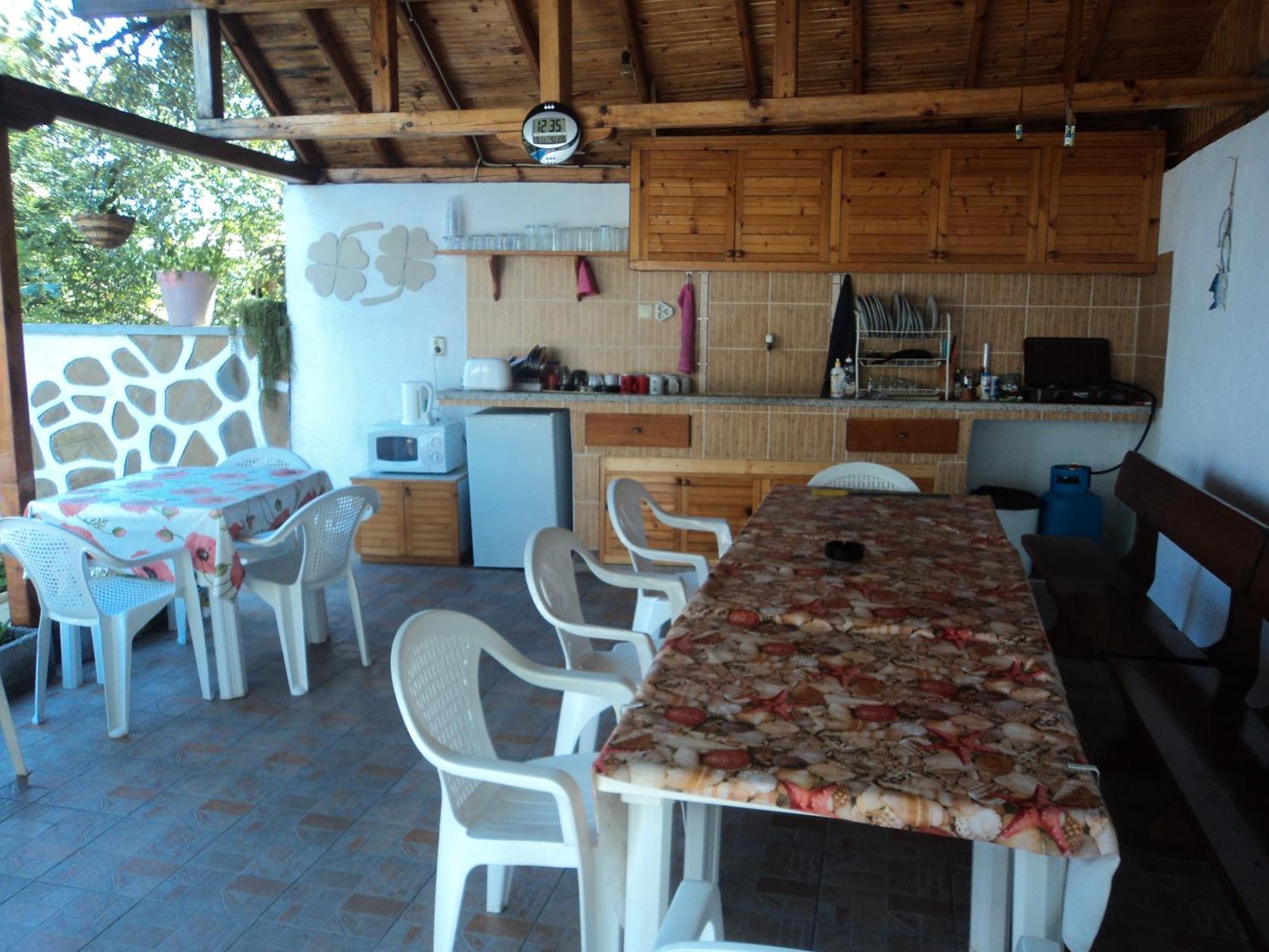 Guest House Drazhev Obzor Bagian luar foto